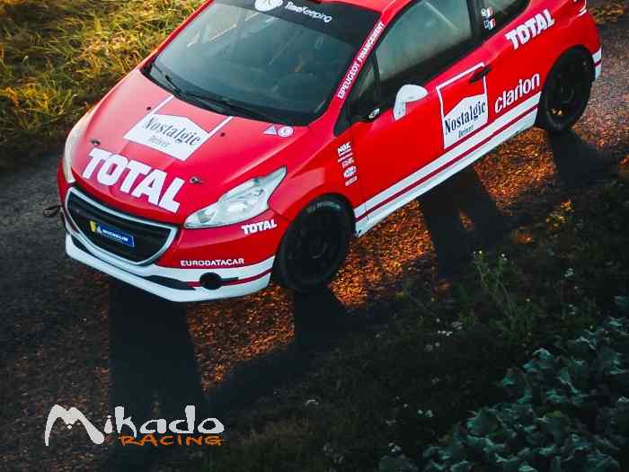 Peugeot 208 R2 evo – photo 5 sur 6