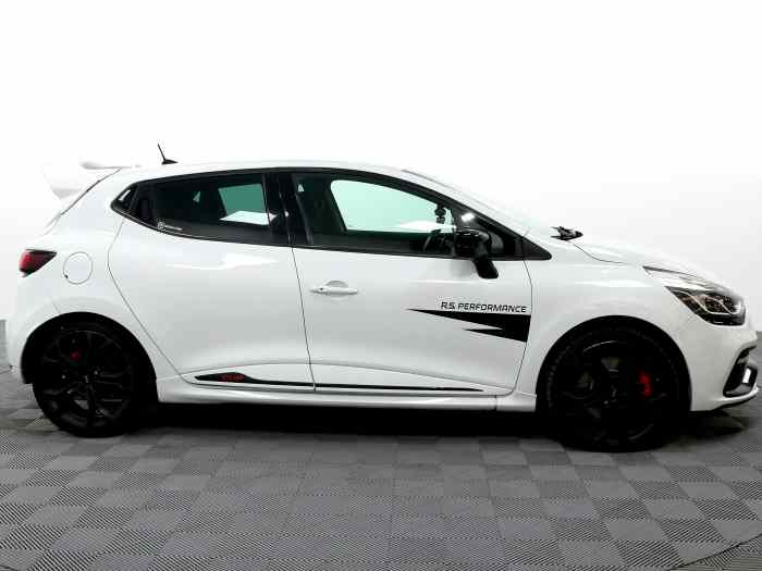Renault Clio RS 1.6 T 200ch 1