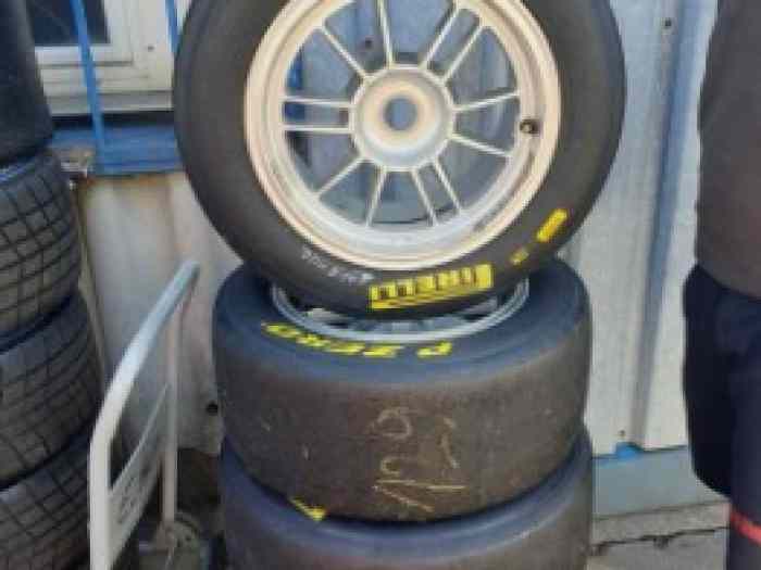 Pneus slicks 13 pouces PIRELLI DM 20-54/13