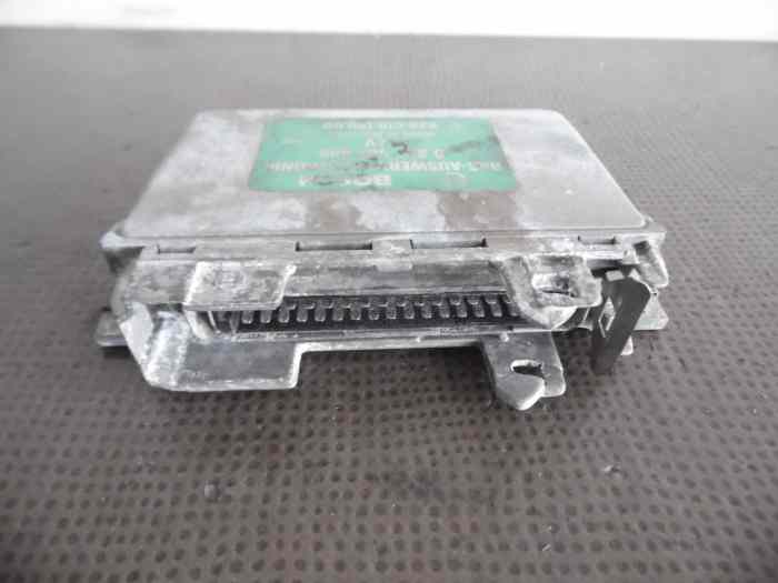 MODULE CONTROLE PRESSION PNEUS 92861815000 PORSCHE 928 5