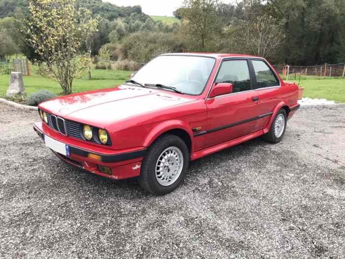 BMW E30 325IX Coupé 0