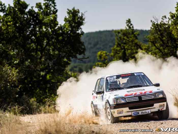 205 GTI 1.9 VHC PTH championne de France 2023 terre 5