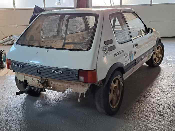 Peugeot 205 1,9 Gr. N 4