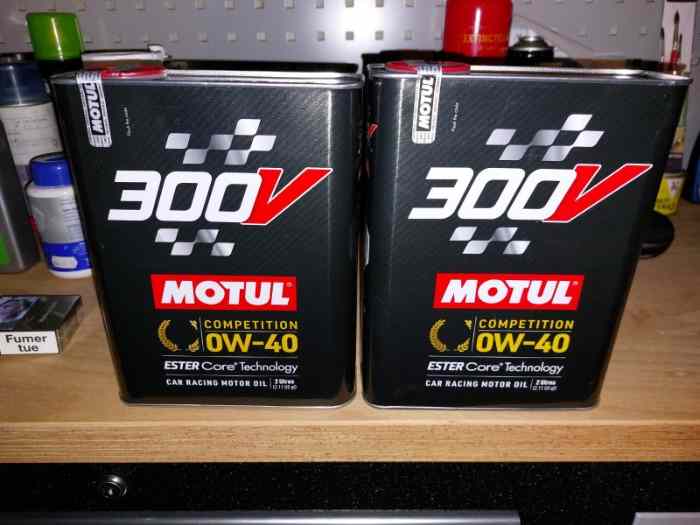 MOTUL 300 V 0W40 - pièces et voitures de course à vendre, de rallye et ...