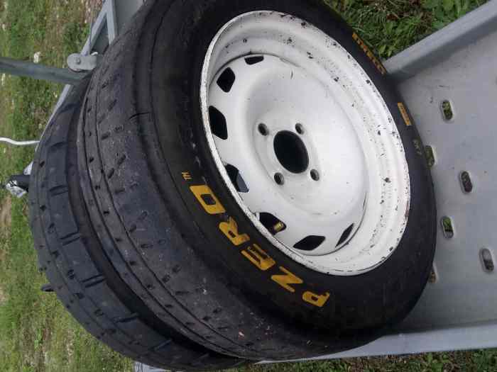 Pirelli Rk7 en 14 et jantes rallye 1