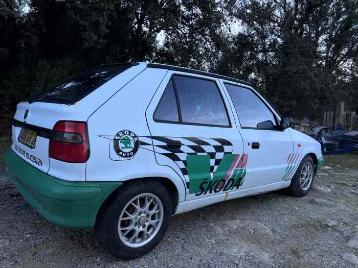 rare skoda felicia usine groupe N avec 4296km d