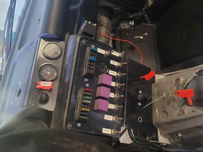 Caisse de E36 compact F2000, arceau, kit carosseirie, vitrage, elec, etc, passeport F2000 4