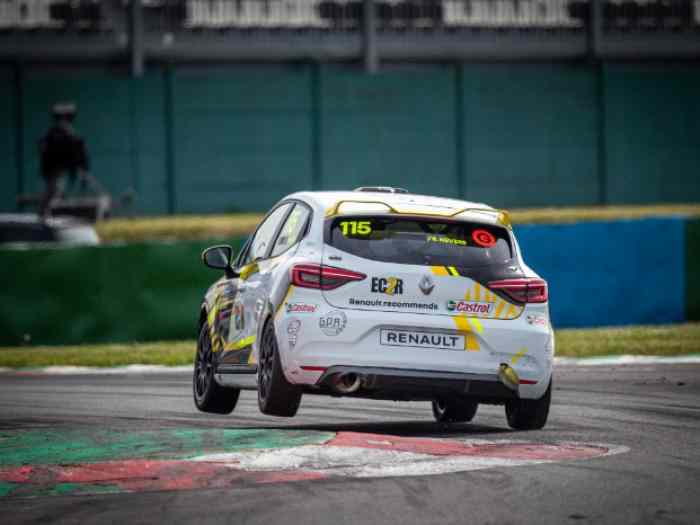 Renault Sport Clio Cup V 3