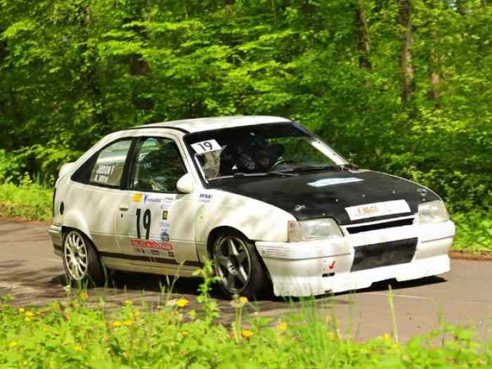 Opel Kadett GSI 16v avec ou sans mécan...