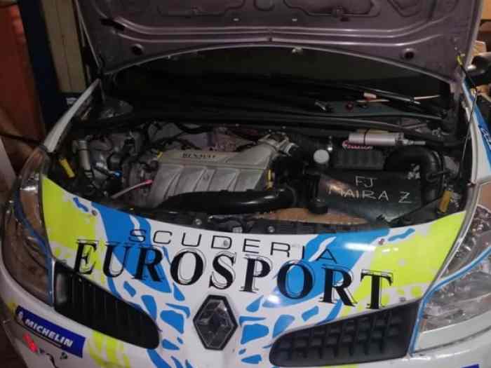 Renault Clio RS3 Racing Start 2.0 4