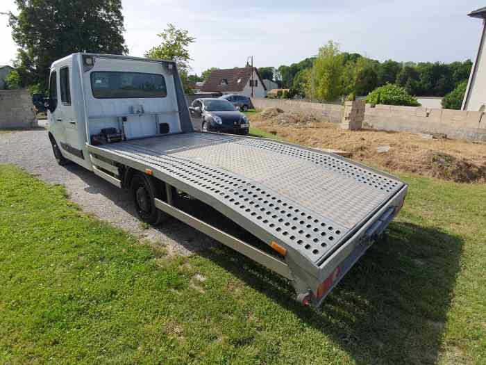 Depanneuse Renault master 4