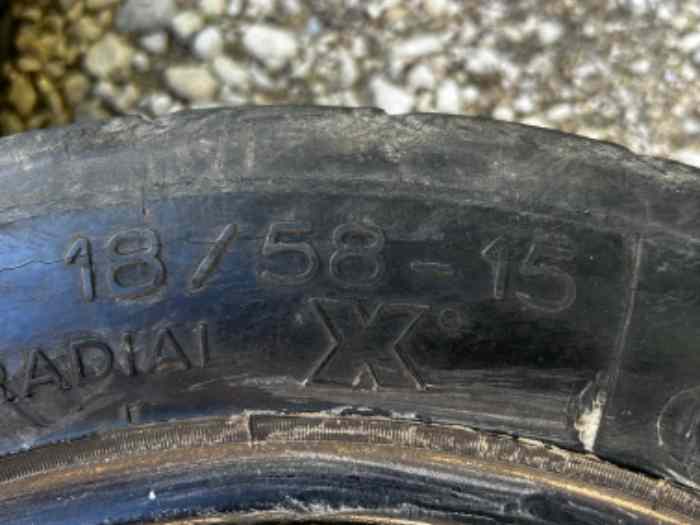 2 bf Goodrich ( Michelin ) n21 15 pouces 2
