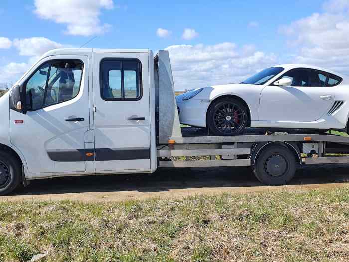 Depanneuse Renault master 2