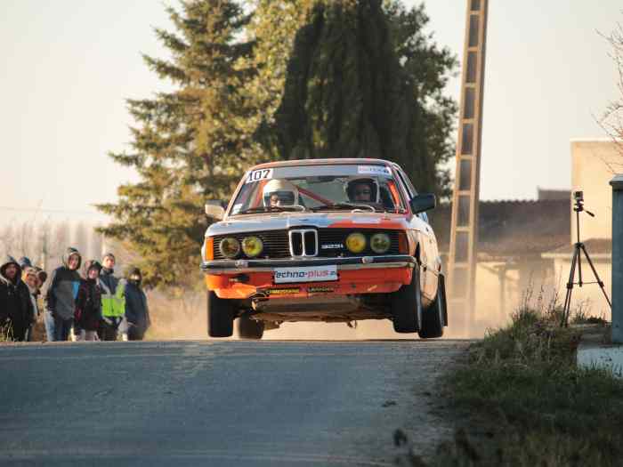 BMW E21 323i GROUPE 2 VEHICULE HISTORIQUE DE COMPETITION 2