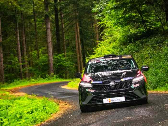 Clio Rally5 RC5 à la location 3