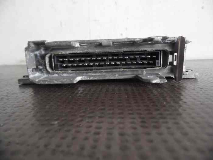 MODULE CONTROLE PRESSION PNEUS 92861815000 PORSCHE 928 1