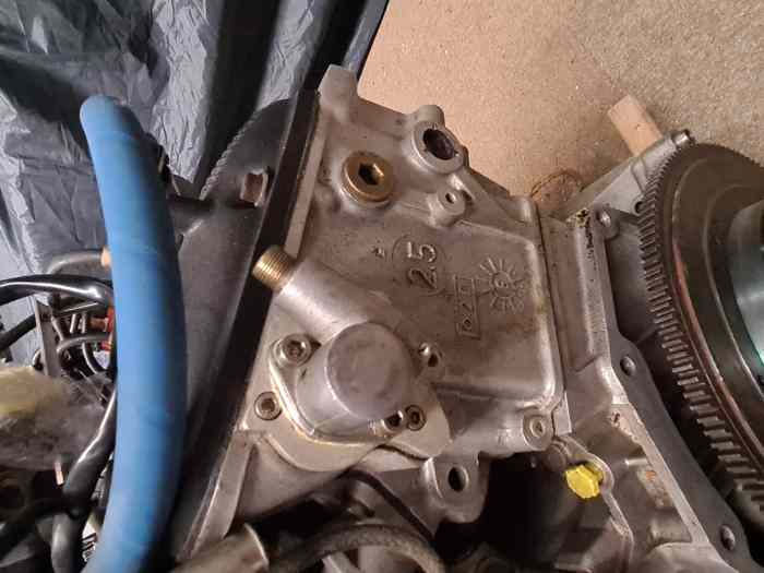 Moteur Alfa Roméo V6 2.5 L 2