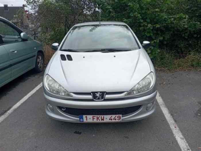 peugeot 206 cc cabriolet 1.6 16v essence et 2.0 16v essence 1