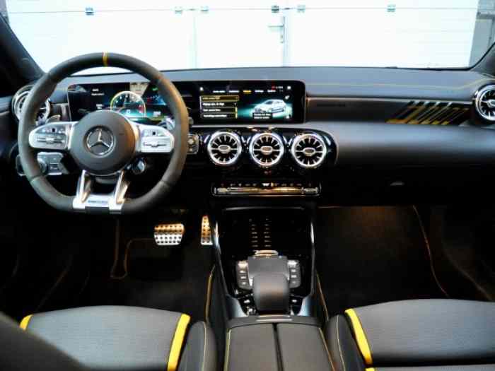 Dépôt-Vente Un véhicule sélectionné par MY Vintage Mercedes-Benz A 45 AMG S 421cv 4 - Matic+ 4