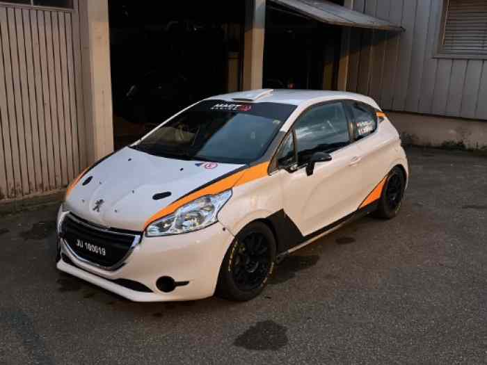 Peugeot 208 r2 evo 2