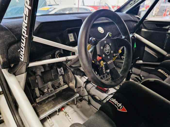 SKODA FABIA R5 4