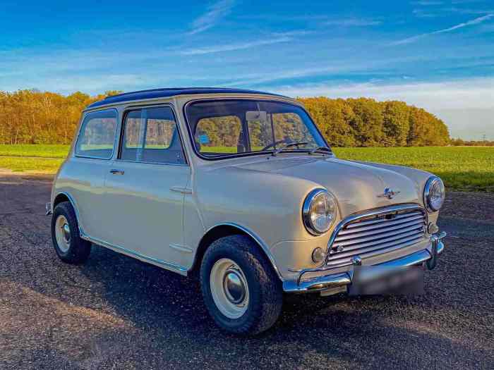 Mini MORRIS de 1966 comme neuve