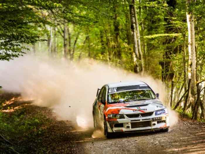 Mitsubishi Lancer Evo 9
