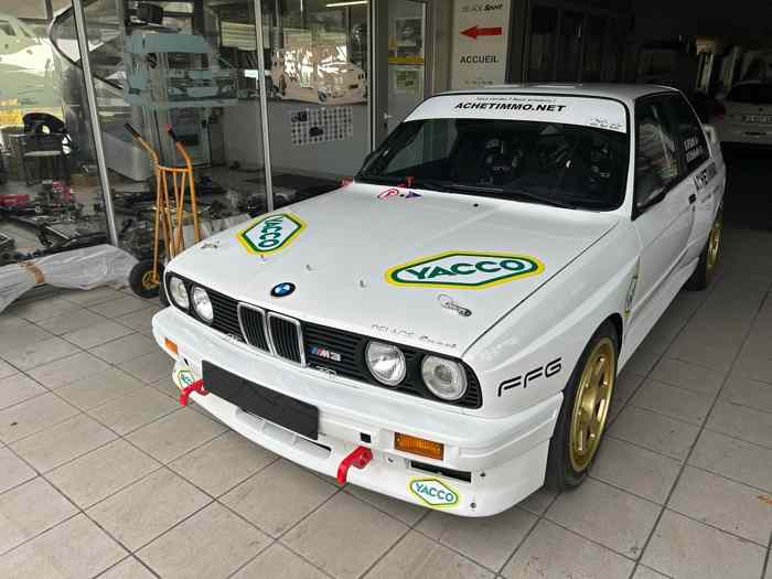 BMW M3 4 fois championne de France VHC...