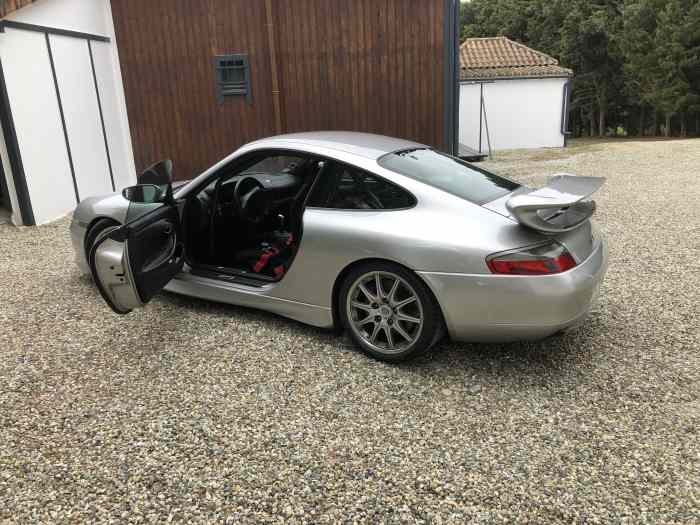 Très belle PORSCHE 996 GT3 Club Sport ...