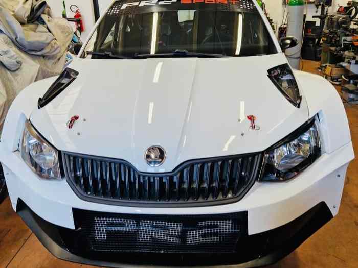 SKODA FABIA R5 1