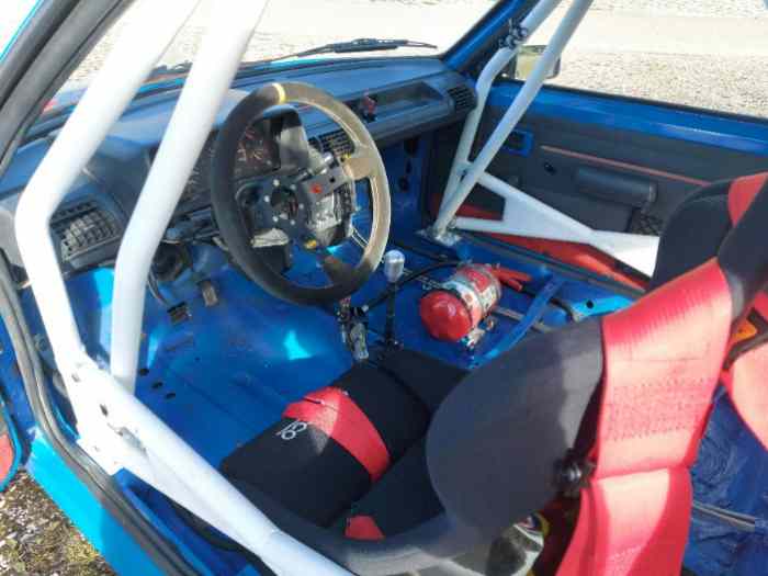Peugeot 205 GTI 1.6 4