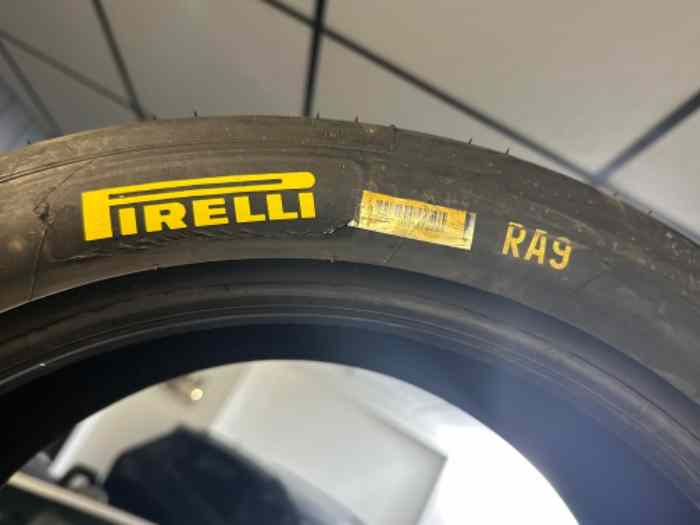 Pneus Pirelli 18P 0