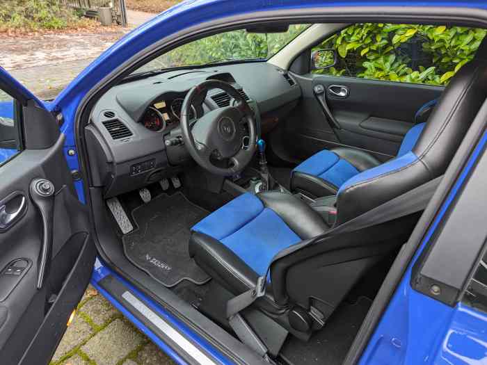 Megane RS F1 R25 5