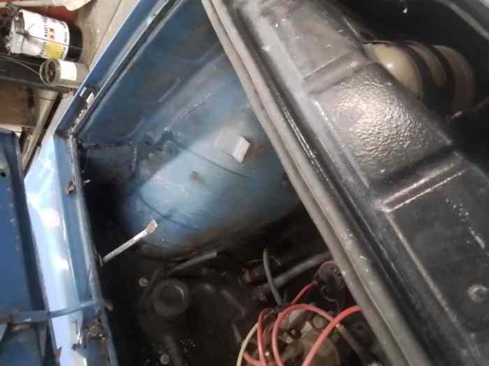 RENAULT 8 moteur 1400 5