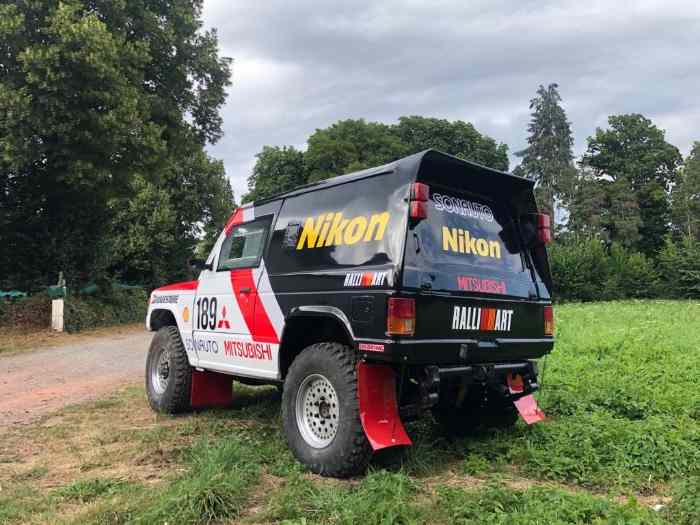 MITSUBISHI PAJERO Rally Art 1985 A LOUER 2