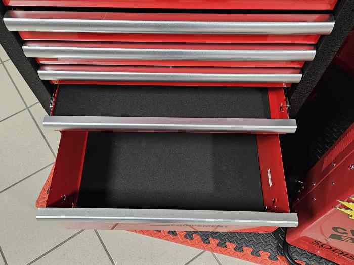 SERVANTE DRAKKAR 247 OUTILS 4