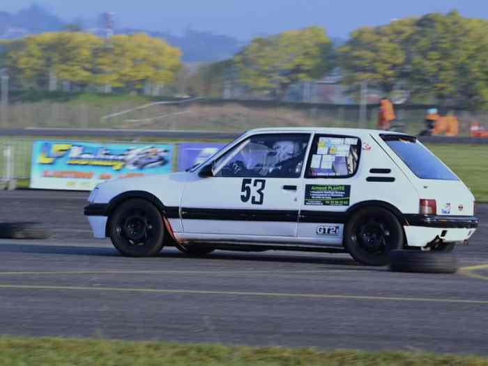 205 F2000 moteur MI16 3