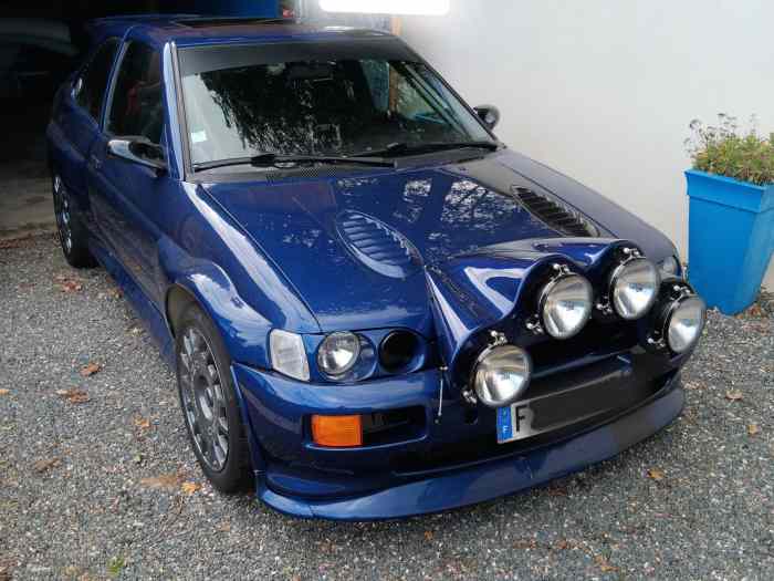 Ford escort cosworth