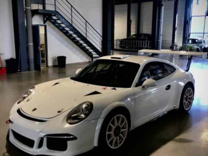 Urgent Porsche 991 gt+ 4