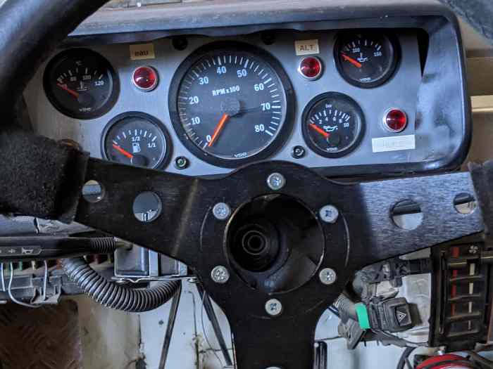 vends 205 GTI 1.9 PTH J2 CAT E5 2