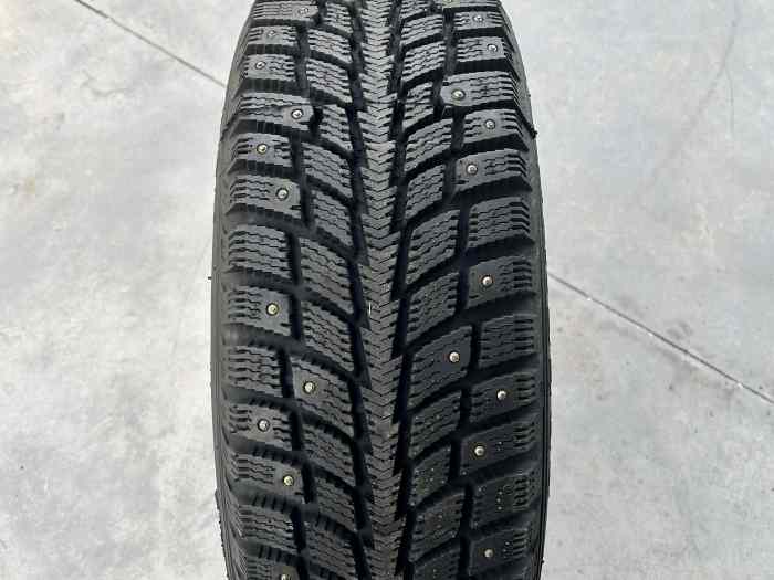 185/65 R14 - 6 pneus clous neufs