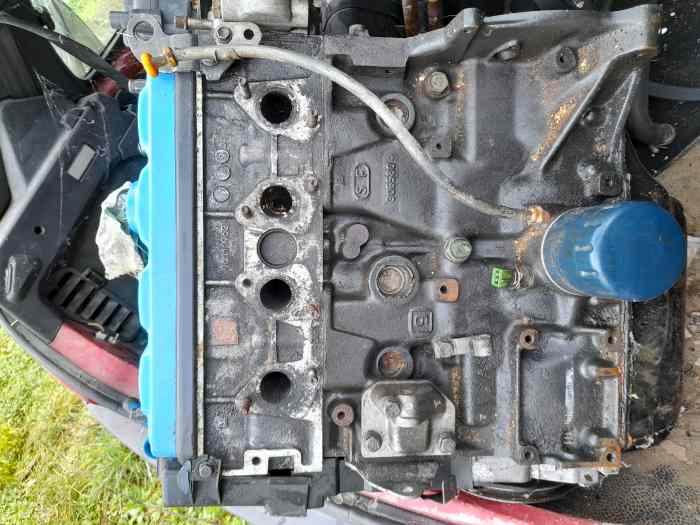 URGENT !!!!!! VEND MOTEUR 106 XSI 1.4 ORIGINE !!! 1