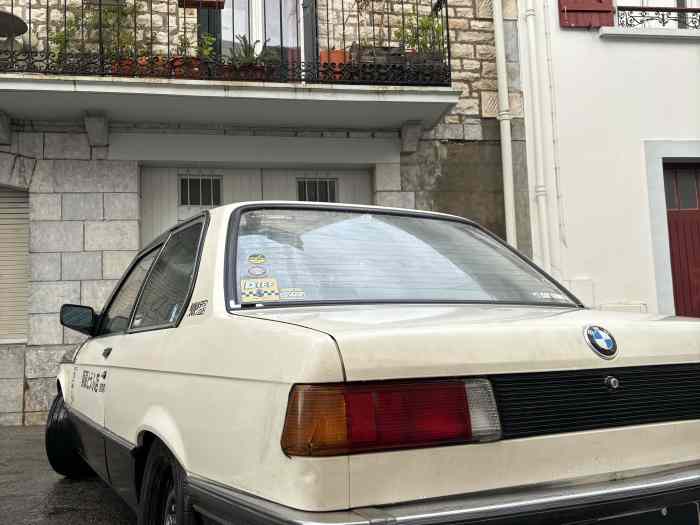 BMW E21 320/6 1