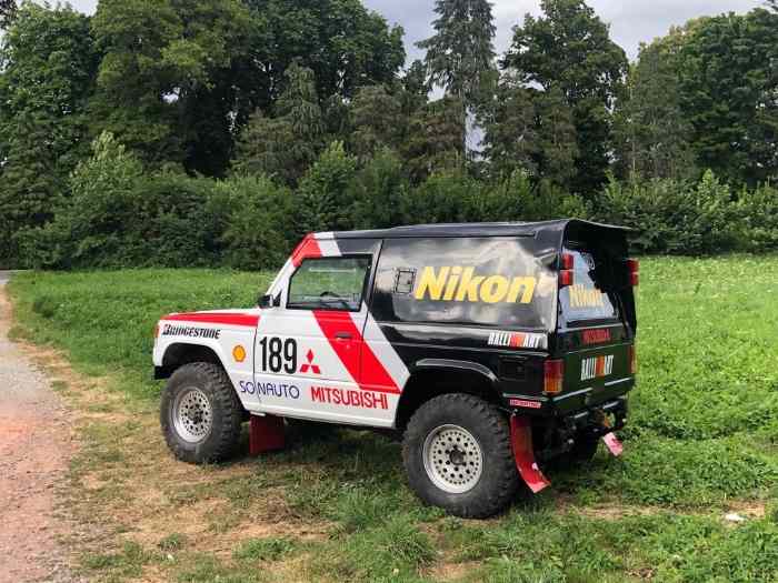 MITSUBISHI PAJERO Rally Art 1985 A LOU...