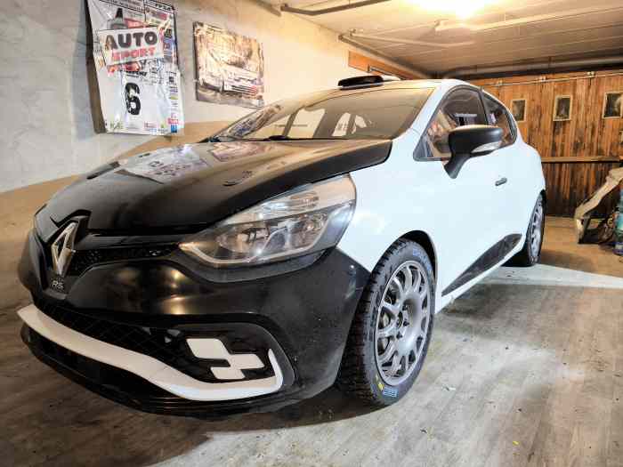 Clio R3t evo réserve