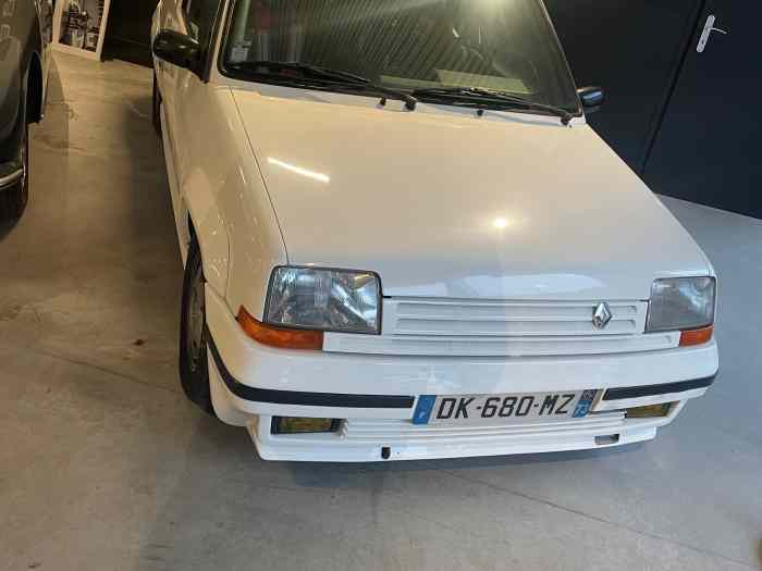 renault 5 GT TURBO