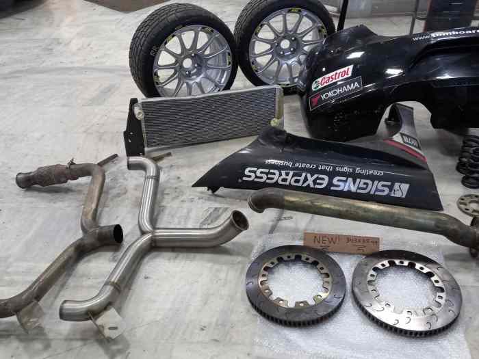 SEAT LEON WTCC S2000 Genuine Parts 2
