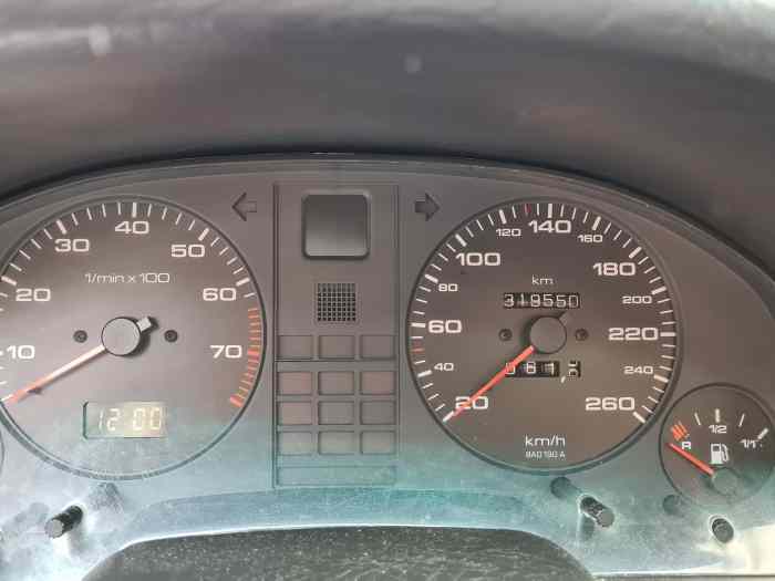 Audi 80 quattro compétition 4