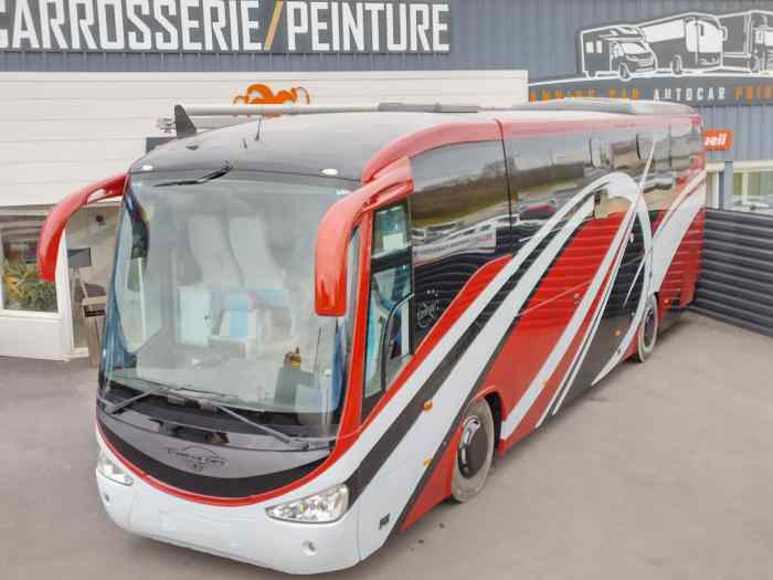 BUS AMENAGE VASP AVEC TRANSPORT DE VEHICULE 3