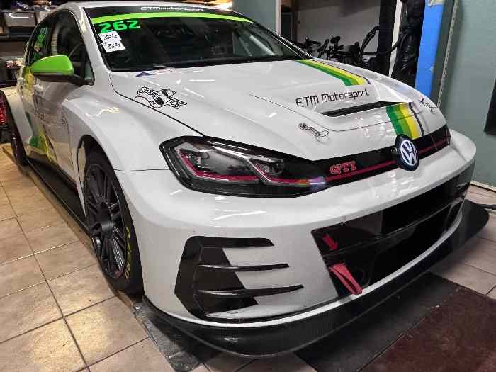 Golf tcr sadev
